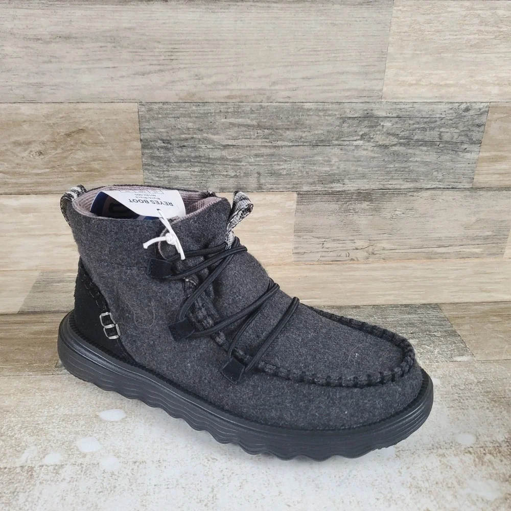 Hey Dude Reyes Womens Chukka Boots Sz 8 Comfort Black Wool Lace Up Round Toe